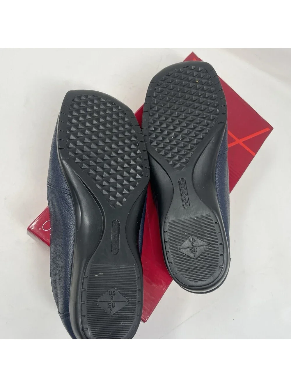 Aerosoles Womens Blue Leather Cutout Flats Size 9 Shoes